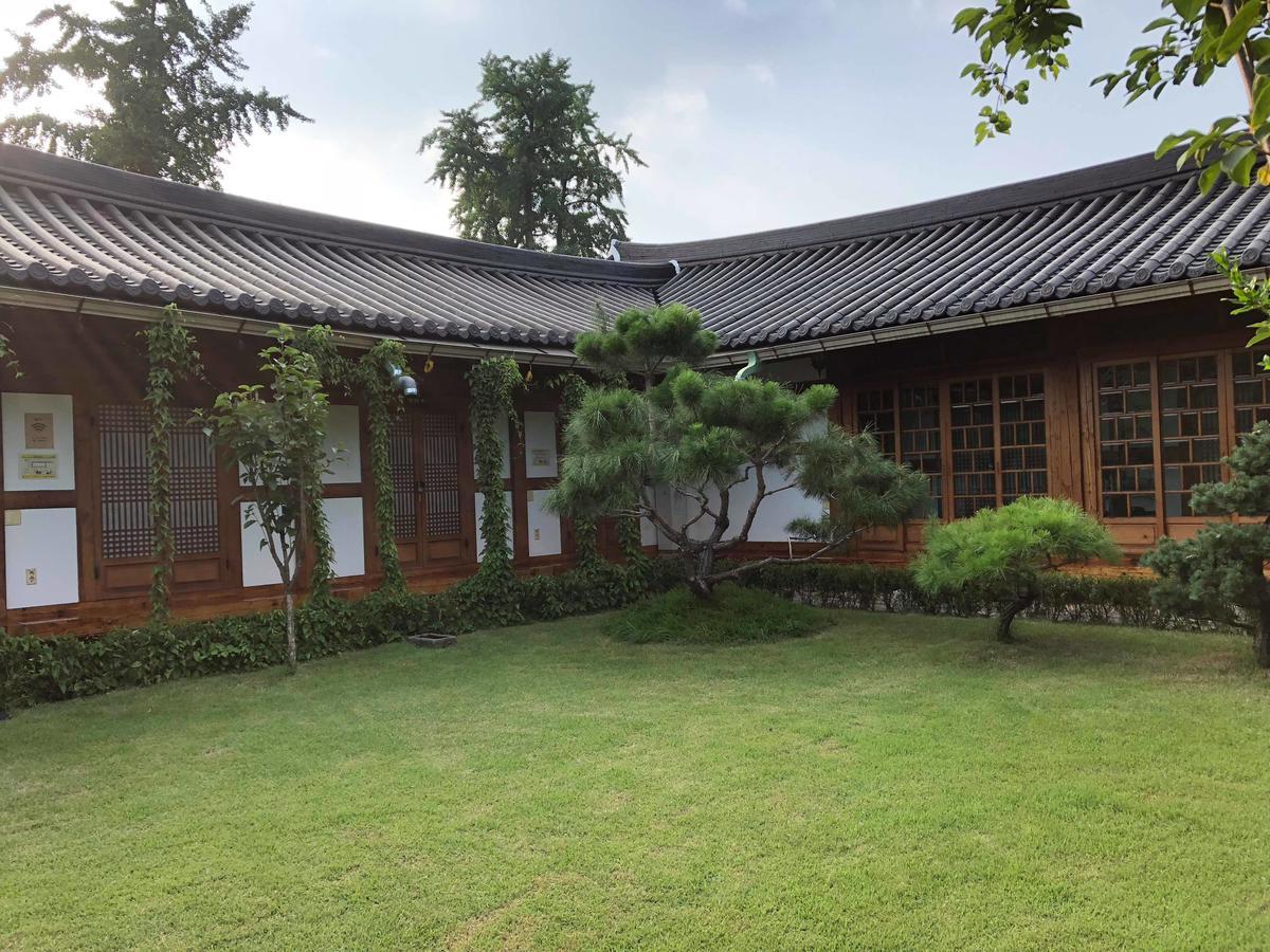 Buyongheon Hotel Csondzsu Kültér fotó